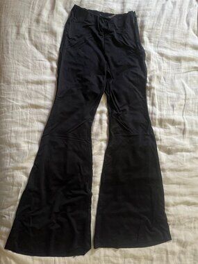 Alice + Olivia Stretchy Black Flare Pants